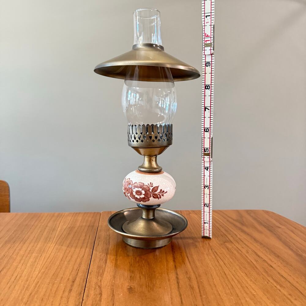 Vintage Hurricane Candle Holder Glass Chimney Brass Base and Shade - Picture 8 of 8